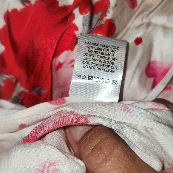 Maje DressRedFloral PrintRuffle & Keyhole AccentsShort Sleeve with Crew - Picture 6 of 9